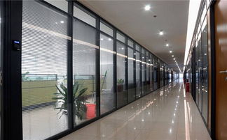 西平單玻玻璃隔斷 以行業(yè)領先品質，開啟高隔間塑膠零配件促銷盛典